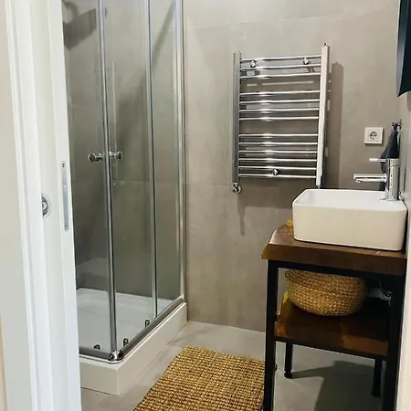 Bosphorus Dominant Renovated 120m With Breathtaking View *