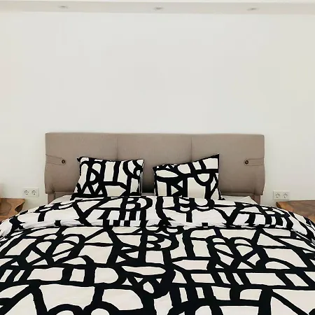 Bosphorus Dominant Renovated 120m With Breathtaking View *