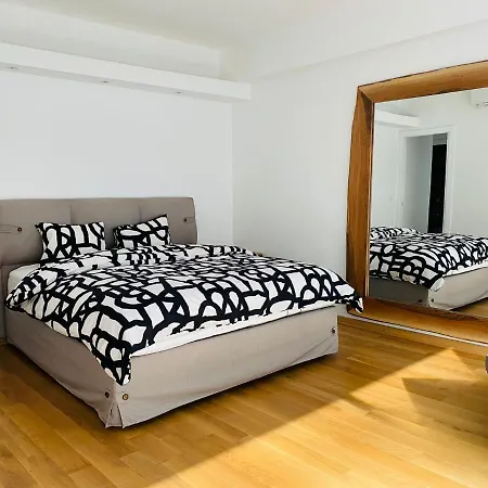 Bosphorus Dominant Renovated 120m With Breathtaking View Daire İstanbul