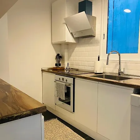 Bosphorus Dominant Renovated 120m With Breathtaking View Апартаменты