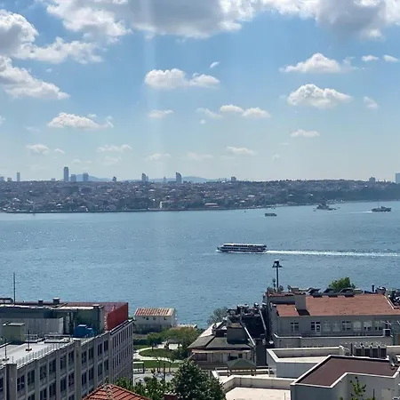 Bosphorus Dominant Renovated 120m With Breathtaking View * Istanbul