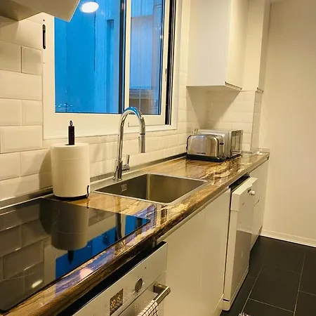 Bosphorus Dominant Renovated 120m With Breathtaking View * Istanbulská provincie